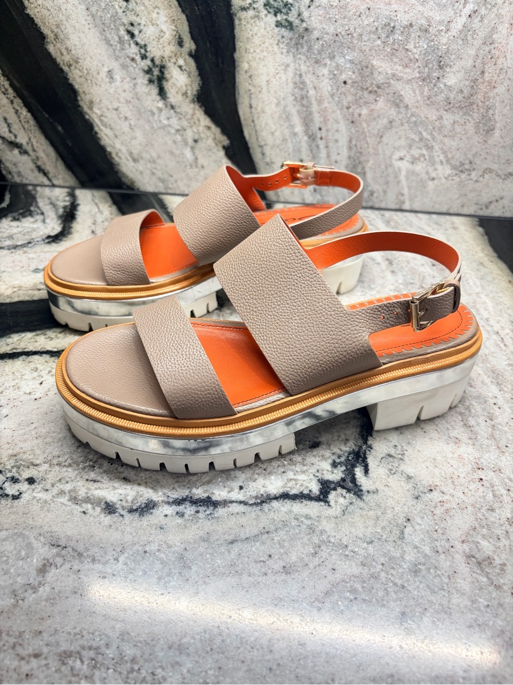 Santoni Women’s Taupe Leather Platform Lug Sole Sandals Size 37.5 Italy